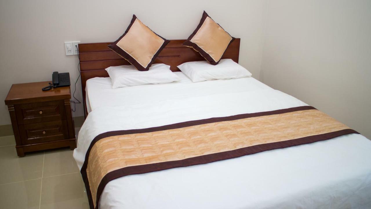 Hotel Nguyên Phước Pleiku Ngoại thất bức ảnh