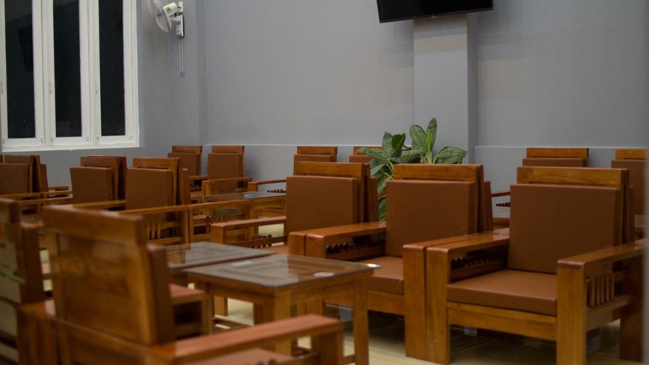 Hotel Nguyên Phước Pleiku Ngoại thất bức ảnh